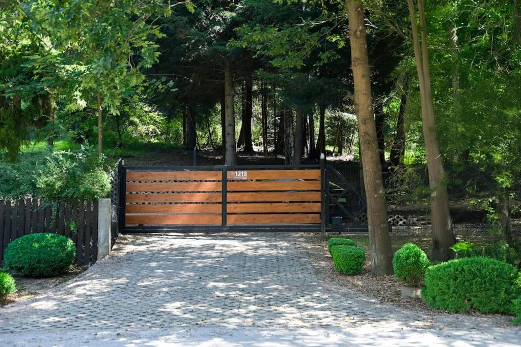 Polana Slowikowa 5 Star- Domek W Gorach Z Jacuzzi, Sauna,Basen,Ogrod Z Lasem, Kominek I Narty Stroza Kültér fotó
